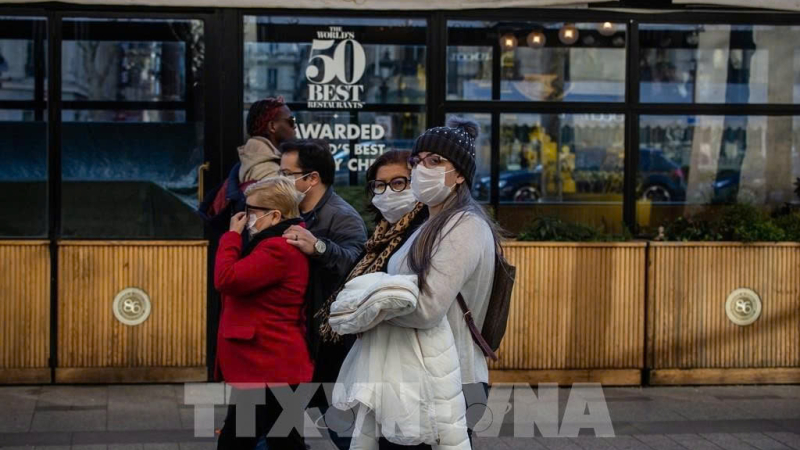 Ph&aacute;p sẽ siết ch&iacute;nh s&aacute;ch với sinh vi&ecirc;n nước ngo&agrave;i