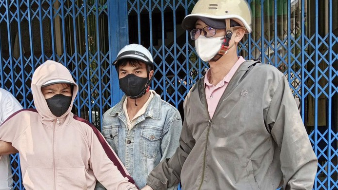 Bắt khẩn cấp cặp đ&ocirc;i g&acirc;y h&agrave;ng loạt vụ trộm xe m&aacute;y