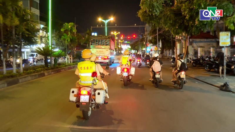 C&ocirc;ng bố đường d&acirc;y n&oacute;ng về an to&agrave;n giao th&ocirc;ng