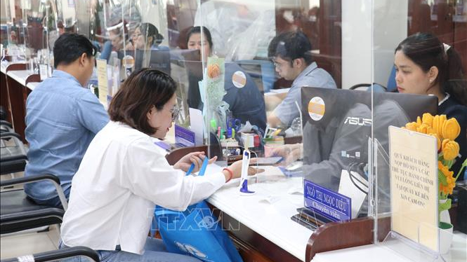 Đề xuất điều chỉnh tăng lương cơ sở, lương hưu từ 1/7