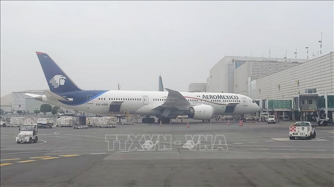 Khu vực dừng đỗ máy bay tại sân bay quốc tế thủ đô Mexico City, Mexico. Ảnh: TTXVN