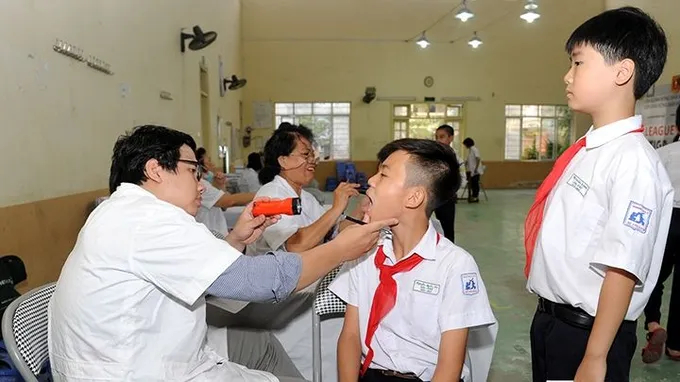 Khám sức khỏe miễn phí cho học sinh, sinh viên ngay đầu năm học 2026 - 2027.