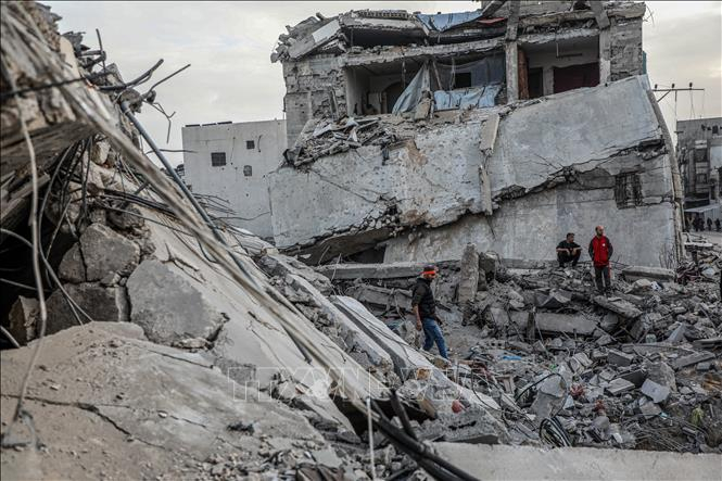 Cảnh đổ nát sau cuộc không kích của Israel tại Gaza. THX/TTXVN