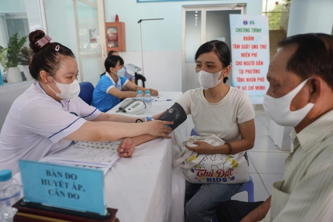 Người dân khám bệnh tại trạm y tế phường Tăng Nhơn Phú, TP HCM, tháng 4/2026. Ảnh: Quỳnh Trần