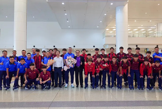 U17 Việt Nam về nước khép lại hành trình đáng nhớ tại giải U17 Châu Á. Ảnh: VFF