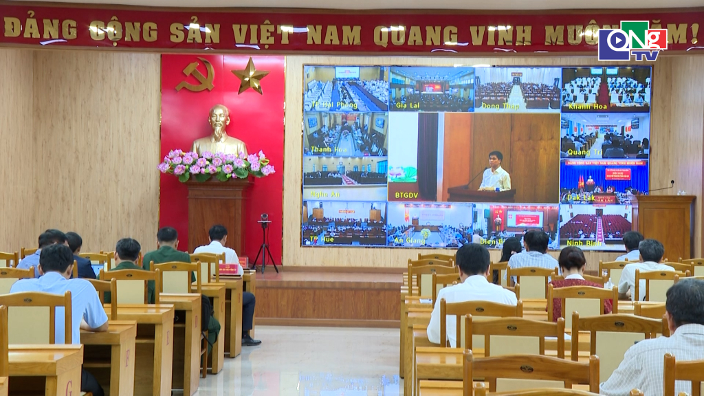 Quang cảnh điểm cầu Quảng Ngãi.