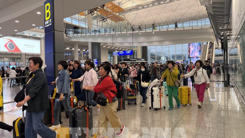 Hong Kong (Trung Quốc) nhộn nhịp kỳ nghỉ lễ