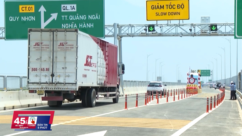 Cao tốc Quảng Ng&atilde;i - Ho&agrave;i Nhơn vận h&agrave;nh an to&agrave;n dịp lễ