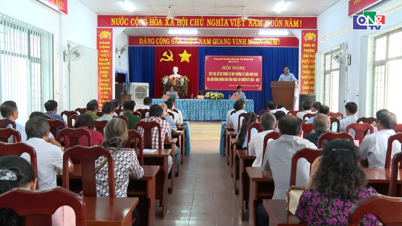 Chủ tịch HĐND tỉnh tiếp x&uacute;c cử tri phường Đăk Cấm, Đăk Bla