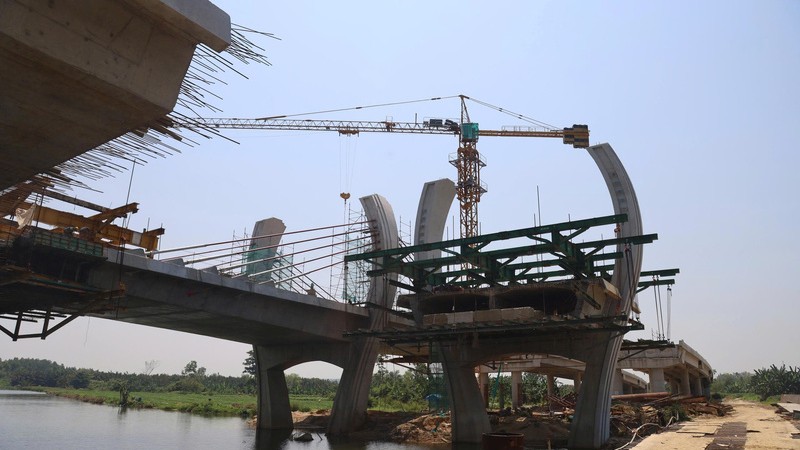 Th&aacute;o &ldquo;n&uacute;t thắt&rdquo; mặt bằng cho 2 dự &aacute;n giao th&ocirc;ng trọng điểm tại Quảng Ng&atilde;i 