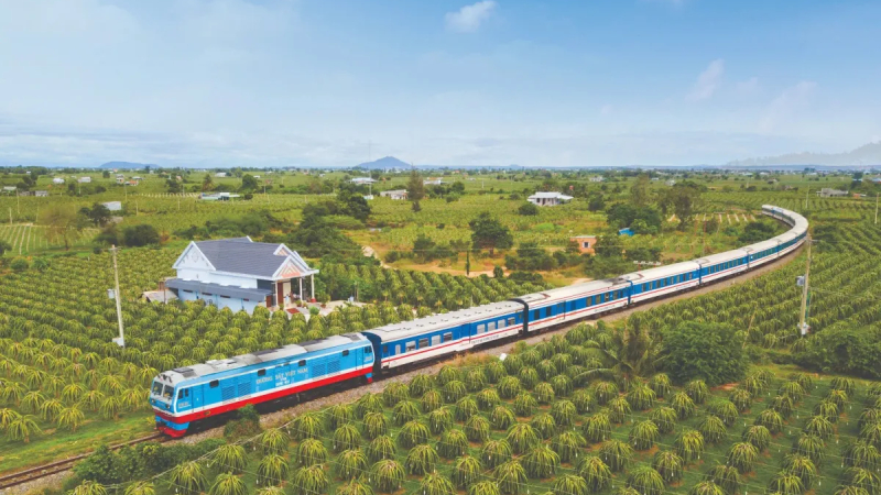 Đường sắt mở b&aacute;n 1,5 triệu v&eacute; h&egrave;, &aacute;p dụng gi&aacute; linh hoạt