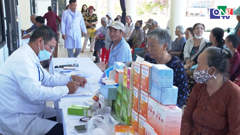 Triển khai trợ gi&uacute;p ph&aacute;p l&yacute; cho người cao tuổi