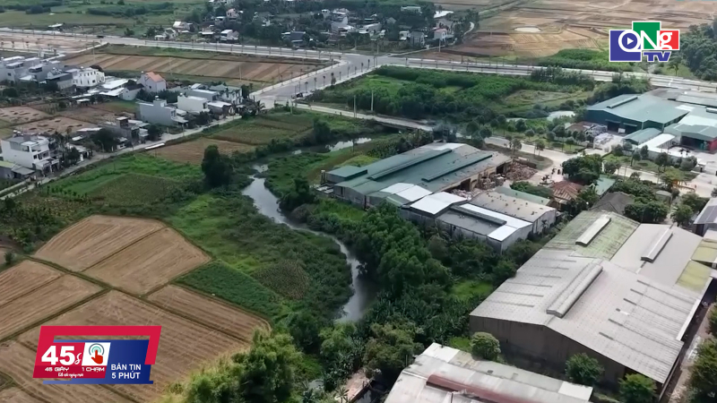 45 gi&acirc;y 1 chạm ng&agrave;y 07/5