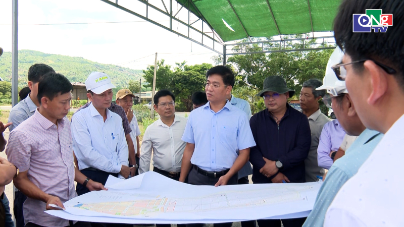 Kiểm tra một số dự &aacute;n tại x&atilde; Đăk K&ocirc;i v&agrave; Đăk Rơ Wa