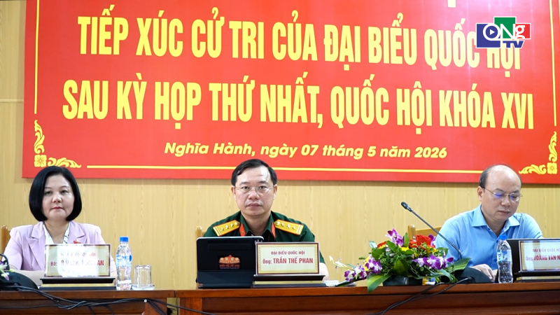 Cử tri kiến nghị về chế độ cho c&aacute;n bộ cơ sở