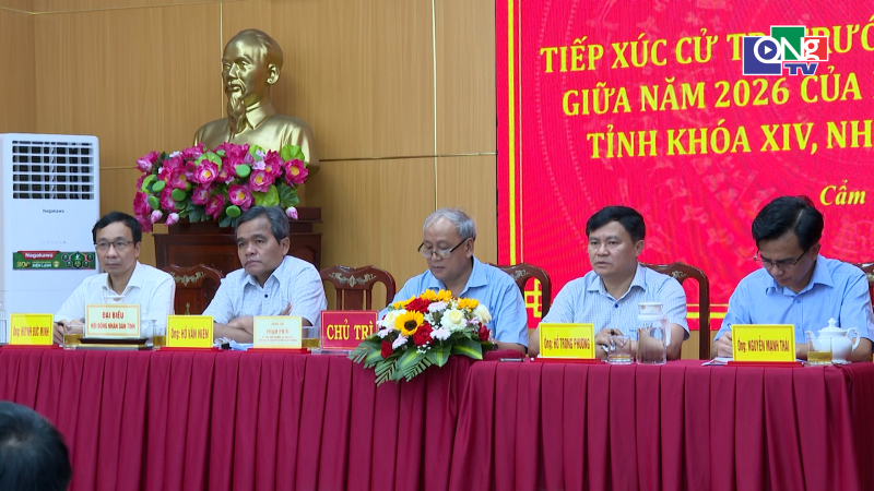 B&iacute; thư Tỉnh ủy Hồ Văn Ni&ecirc;n tiếp x&uacute;c cử tri phường Cẩm Th&agrave;nh v&agrave; Nghĩa Lộ