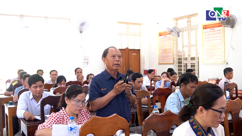 Cử tri miền n&uacute;i kiến nghị đầu tư hạ tầng giao th&ocirc;ng, thủy lợi