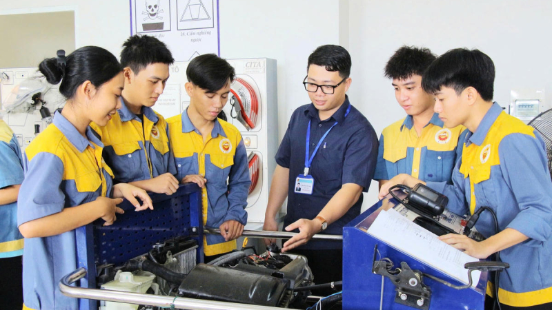 Doanh nghiệp được giảm chi ph&iacute; v&agrave; hưởng ưu đ&atilde;i khi đ&agrave;o tạo lao động