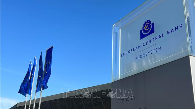 ECB cảnh b&aacute;o rủi ro từ c&aacute;c hệ thống thanh to&aacute;n nước ngo&agrave;i