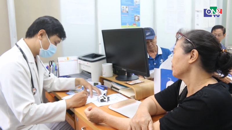 Bộ Y tế c&ocirc;ng bố danh mục g&oacute;i kh&aacute;m sức khỏe miễn ph&iacute; to&agrave;n d&acirc;n