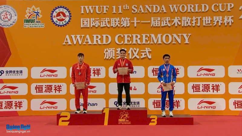 Đinh Văn T&acirc;m gi&agrave;nh huy chương v&agrave;ng cho Wushu Việt Nam 