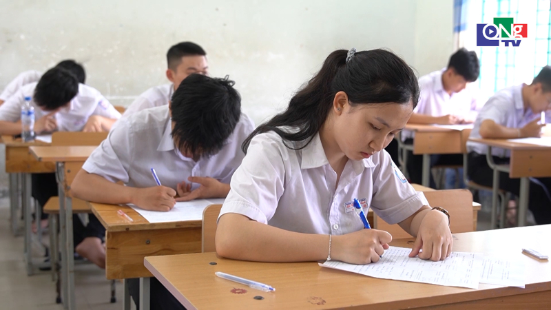 Gần 21,7 ngh&igrave;n th&iacute; sinh đăng k&yacute; dự thi tốt nghiệp THPT
