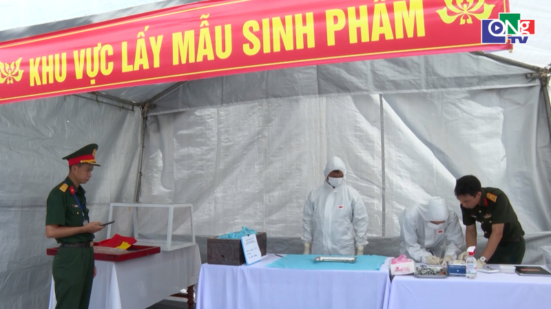 Quảng Ng&atilde;i bắt đầu lấy mẫu ADN x&aacute;c định danh t&iacute;nh h&agrave;i cốt liệt sĩ