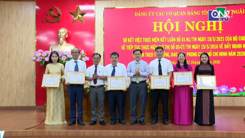 Đẩy mạnh việc học v&agrave; l&agrave;m theo B&aacute;c