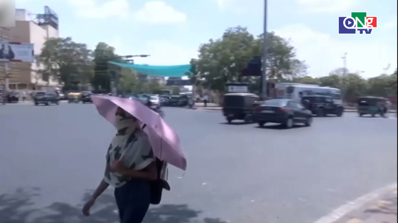 Nắng n&oacute;ng gay gắt bao tr&ugrave;m miền Bắc Ấn Độ