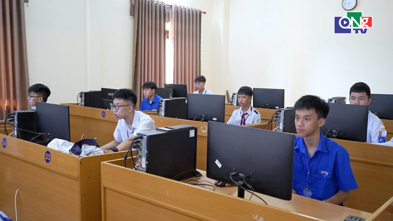 Khai mạc Hội thi Tin học trẻ tỉnh Quảng Ng&atilde;i năm 2026