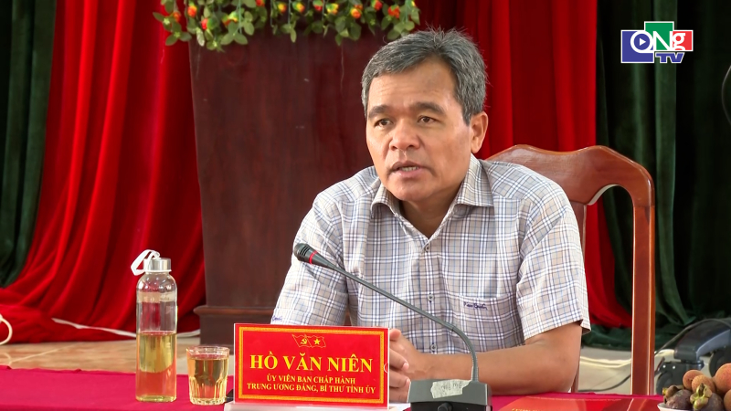 B&aacute;m s&aacute;t cơ sở, chăm lo đời sống nh&acirc;n d&acirc;n 