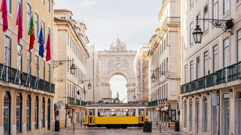 Lisbon đứng đầu danh s&aacute;ch 10 th&agrave;nh phố đ&aacute;ng sống nhất thế giới 