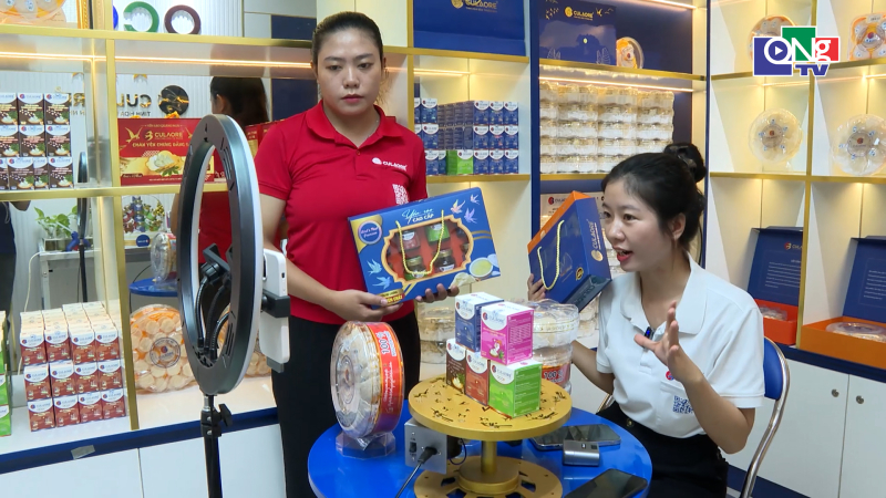 Yến sạch C&ugrave; Lao R&eacute; - Chuẩn chất lượng OCOP