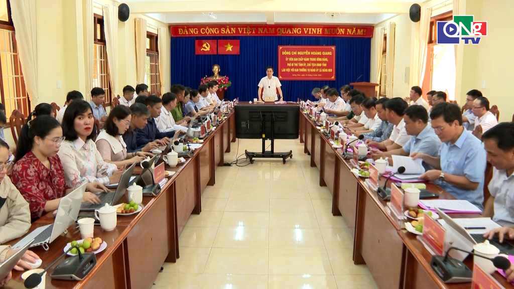 Quang cảnh làm việc.