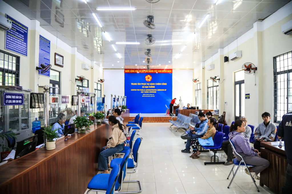 Tạm dừng bổ nhiệm, điều động cán bộ
