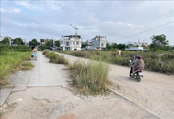 Khu đô thị mới hơn 8ha tái định cư cho người dân Khu II đê bao dở dang sau nhiều năm. 