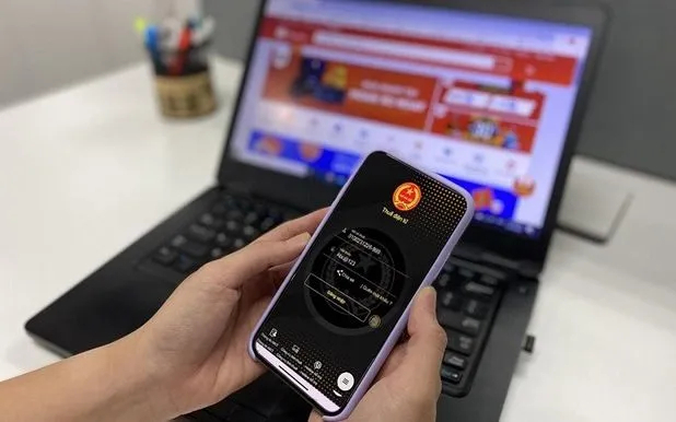 Hơn 88% hộ kinh doanh thuộc thuế cơ sở 2 Quảng Ngãi cài đặt eTax mobile. Ảnh minh họa