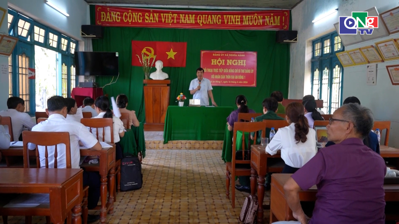 B&iacute; thư Đảng ủy x&atilde; Nghĩa H&agrave;nh đối thoại trực tiếp với người d&acirc;n