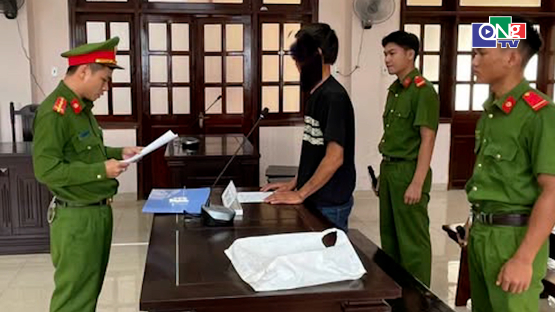 Phạt 3 năm 6 th&aacute;ng về tội giao cấu với người dưới 16 tuổi