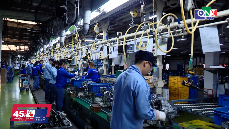 45 gi&acirc;y 1 chạm ng&agrave;y 24/6