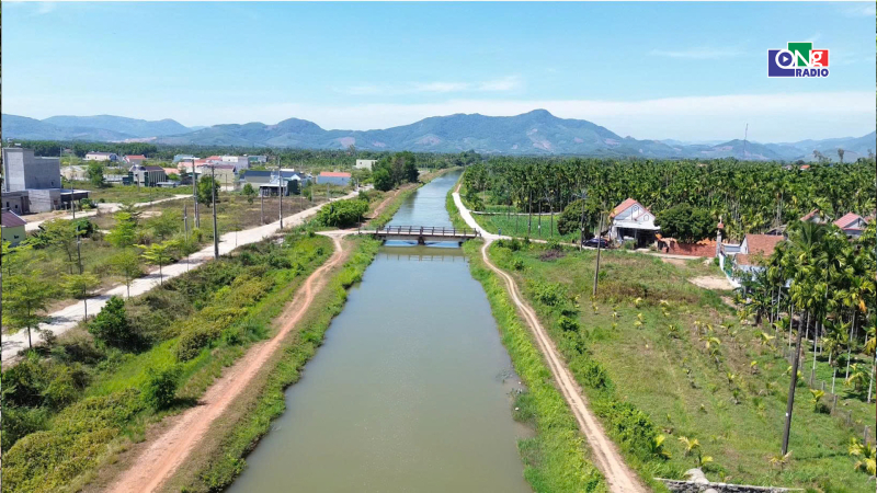 &Aacute;p lực giao th&ocirc;ng tr&ecirc;n c&acirc;y cầu xuống cấp