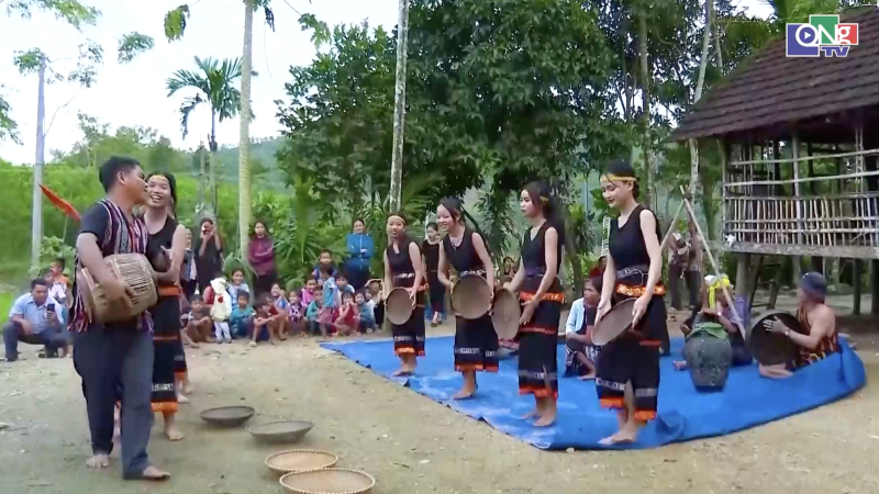 H&agrave;nh tr&igrave;nh giữ lửa y&ecirc;u thương