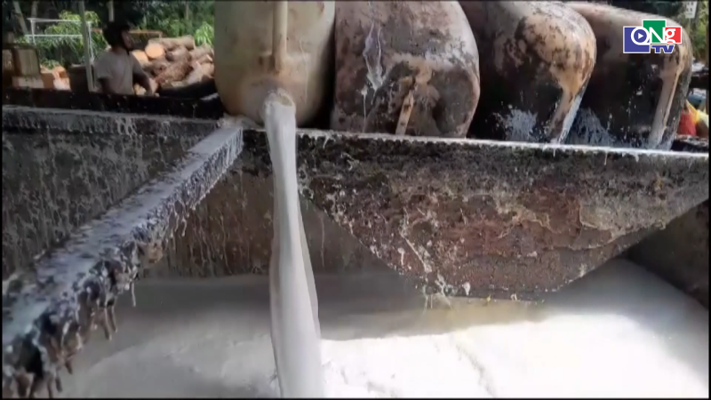 Gi&aacute; mủ cao su tăng vọt cao nhất gần một thập kỷ