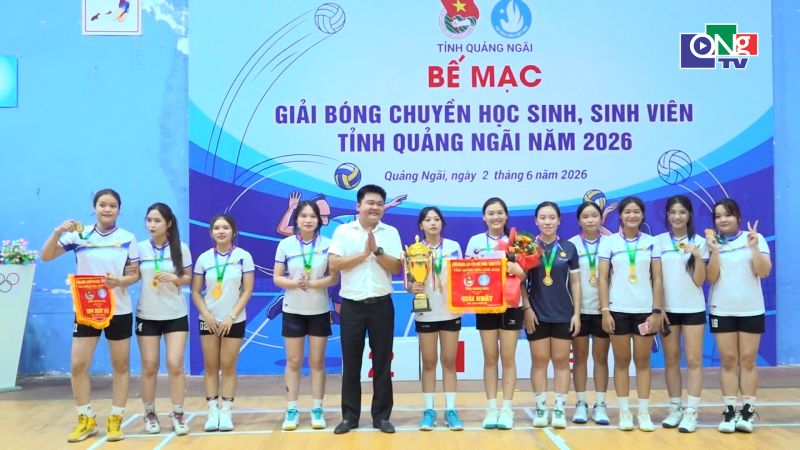 Bế mạc Giải b&oacute;ng đ&aacute;, b&oacute;ng chuyền truyền thống học sinh, sinh vi&ecirc;n