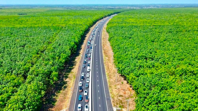 Đề xuất d&ugrave;ng tiền ng&acirc;n s&aacute;ch mở rộng cao tốc Bắc - Nam