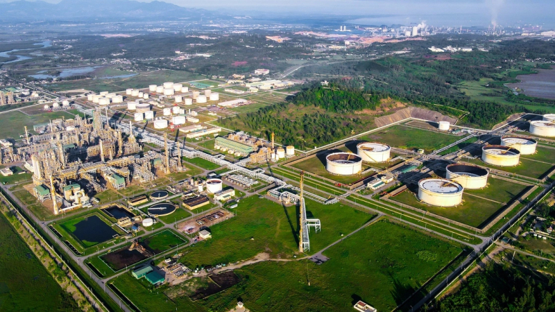 Điều chỉnh loạt thủ tục h&agrave;nh ch&iacute;nh tại Khu kinh tế Dung Quất