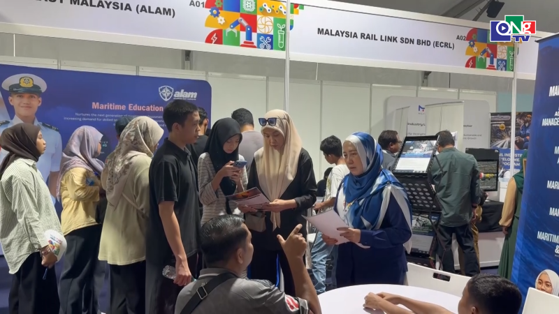  Malaysia đề cao gi&aacute;o dục, đ&agrave;o tạo nghề