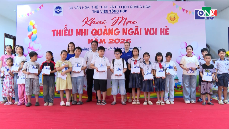 Khai mạc s&acirc;n chơi h&egrave; cho thiếu nhi