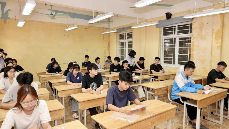 27 th&iacute; sinh bị đ&igrave;nh chỉ trong ng&agrave;y thi đầu ti&ecirc;n tốt nghiệp THPT 2026 