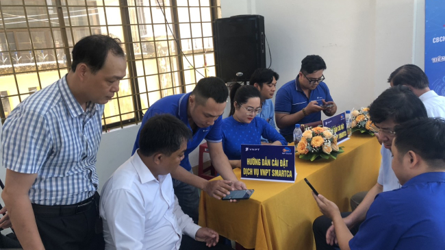Tăng tốc phổ cập kỹ năng số 